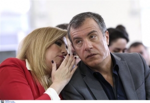 Συνάντηση Γεννηματά-Θεοδωράκη στην Βουλή