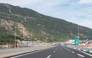 Συνεχίζονται οι εργασίες κοπής πρασίνου στην Εθνική Οδό Θεσσαλονίκης – Έδεσσας