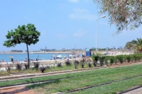 Συμφωνία ΕΤΑΔ με τρεις δήμους για την παραχώρηση του παραλιακού μετώπου