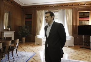 Πρωτοβουλίες του Πρωθυπουργού στο προσκήνιο και το παρασκήνιο