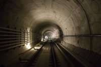 Ελβετία: Εγκαινιάζεται η μεγαλύτερη σιδηροδρομική σήραγγα του κόσμου