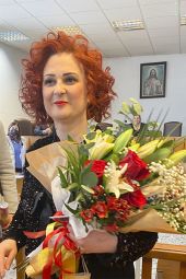 Η Άννα Χαρτοματσίδου συμβολαιογράφος Πολυκάστρου