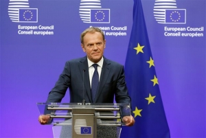 Τουσκ πριν την Σύνοδο Κορυφής: Το Λονδίνο να ενεργοποιήσει τη διαδικασία