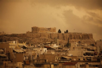 Καιρός: Αποπνικτικό Σαββατοκύριακο με σκόνη Σαχάρας