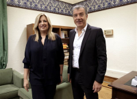 Συνάντηση Γεννηματά-Θεοδωράκη σε «καλό κλίμα» - Υποχωρεί η ένταση στο Κίνημα Αλλαγής.