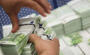 Ποινική δίωξη σε βάρος έξι εφοριακών, σε βαθμό κακουργήματος