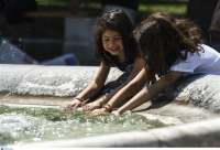 Συνεχίζεται ο καύσωνας, στους 40 βαθμούς ο υδράργυρος