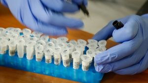 Η παραγωγή του τρίτου ρωσικού εμβολίου ενδέχεται να αρχίσει στην Ρωσία το 2021