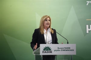 Σκληραίνει τη στάση της η Φώφη Γεννηματά μετά την ανταρσία στην Κεντρική Επιτροπή