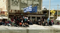 Συνεχίζουν την απεργία πείνας 10 πρόσφυγες στη Χίο