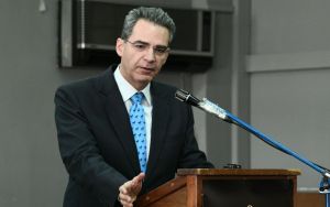 Συρίγος: «Οι θέσεις μας με την Τουρκία είναι μακριά όσο ο oυρανός με τη γη»