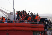 Σαλβίνι: Ας ξεχάσουν οι μετανάστες ότι μπορούν να έρθουν στην Ιταλία