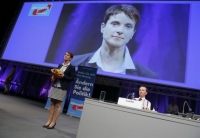 Θύελλα στη Γερμανία για την πρόταση χρήσης όπλων κατά μεταναστών