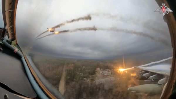 Πόλεμος στην Ουκρανία: Δύο τραυματίες από ρωσική επίθεση – Κατάρριψη ουκρανικών drones από τη Ρωσία