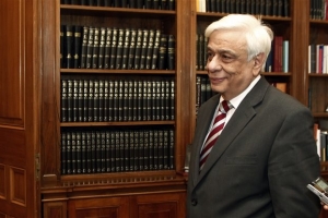 Παυλόπουλος: Μήνυμα για την Ημέρα της Μητέρας