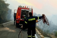 Εκκενώθηκε χωριό στη Μάνη λόγω δασικής πυρκαγιάς