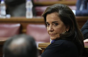 Μπακογιάννη: Καταγγέλλει αποτυχία στον εξωδικαστικό μηχανισμό