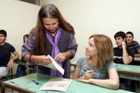Γυμνάσιο: Περιγραφική βαθμολόγηση, λιγότερες ώρες, μείωση ύλης
