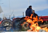 Ανοιξε το αγροτικό μπλόκο στην εθνική οδό Θεσσαλονίκης - Ευζώνων