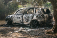 Βρέθηκε απανθρακωμένο πτώμα σε αυτοκίνητο