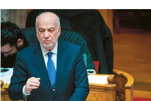 Φλωρίδης: Πάει πολύ να ζητά ο Τσίπρας την παραίτησή μου όταν έπαιζε θέατρο για το Μάτι - Η πιο δικαιωμένη φράση είναι το «για τα μπάζα»