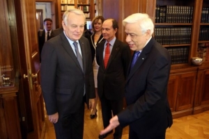 Ερό σε Παυλόπουλο: Η Ελλάδα μπορεί να στηρίζεται στη βοήθεια της Γαλλίας