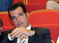Στην Εντατική ο Θάνος Πλεύρης με λοίμωξη του αναπνευστικού