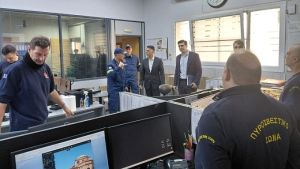 Επίσκεψη Μ. Μπεκίρη στο Κ.Υ. Ν. Μηχανιώνας και την Πυροσβεστική Υπηρεσία Θεσσαλονίκης