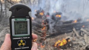 Ουκρανία - Τσερνόμπιλ: Τριπλασιάστηκε σε έκταση η φωτιά - Διαβεβαιώσεις για ραδιενέργεια