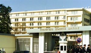 Θρίλερ στην κυβέρνηση ΣΥΡΙΖΑ-ΑΝΕΛ - Επιμένει στην παραίτηση Μουζάλα ο Π. Καμμένος και εμπλέκει τον στρατό
