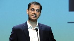 Θεοχάρης στο BBC: Αμοιβαία αποφυγή καραντίνας για ταξίδια μεταξύ Ελλάδας και Βρετανίας