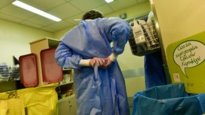 Κορωνοϊός: 52 οι νεκροί στην Ελλάδα - Πέθανε 76χρονη από τη Φουστάνη Πέλλας