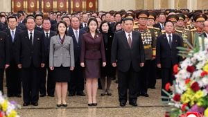 Σημαντικές πληροφορίες από τη Σεούλ: Η κόρη του Κιμ Γιονγκ Ουν φαίνεται να είναι η διάδοχος