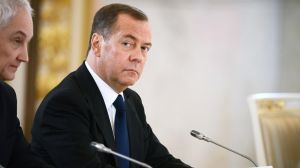 Μεντβέντεφ: Ανοιχτό το ενδεχόμενο χρήσης πυρηνικών όπλων στην Ουκρανία