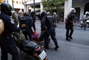 Ερευνα για τη σύλληψη ατόμου την Παρασκευή στο Σύνταγμα