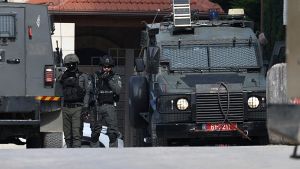 «Η Σινζίλ: Μια πόλη στην Δυτική Όχθη που έχει μετατραπεί σε “φυλακή”»