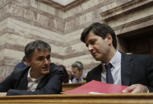 Τρέχουν να προλάβουν εμπλοκή
