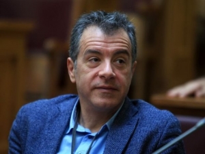 Στ. Θεοδωράκης: Τριήμερη επίσκεψη στην Κύπρο την Τρίτη