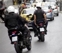 Συνέλαβαν 34χρονο Ιρακινό να κρατά μεγάλο σπαθί στο κέντρο της Αθήνας