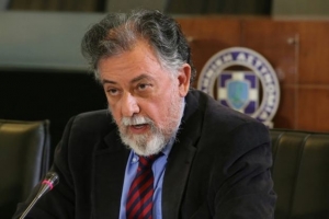 Γ. Πανούσης: Ανοίγει τις πόρτες του γραφείου του στους πολίτες