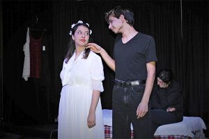 ΤΕΧΝΗ Κιλκίς: «Μόνος γίνεσαι κανένας» με «Κριστέλα» και «Σας αρέσει ο Μπραμς;»