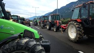 Δρόμοι ανοιχτοί στη Βόρεια Ελλάδα – Οι αποφάσεις για τον 48ωρο αποκλεισμό αναμένονται σήμερα