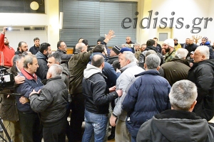 Αγρότες προς ΣΥΡΙΖΑ: Μην επιχειρείτε να μας διασπάσετε. Ο βουλευτής σας ήταν επιθετικός