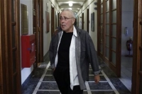 Αντιδράσεις από τις επιστημονικές αναφορές Ζουράρι σε όσους μιλούν για «δικτάτορα Φιντέλ»