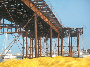 «Φιλί ζωής» για τη Γαλλική Σκάλα του Λαυρίου