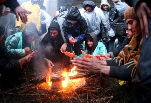 Κομισιόν προς κράτη μέλη: Εφαρμόστε το πρόγραμμα μετεγκατάστασης προσφύγων
