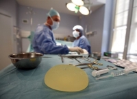 Κίνα: Γυναίκα αλλάζει πρόσωπο για να αποφύγει τα χρέη της