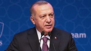 Ερντογάν: Ο Μακρόν χρειάζεται ψυχοθεραπεία για τη συμπεριφορά του απέναντι στους μουσουλμάνους και το Ισλάμ