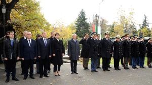 Στρατιωτική τελετή στη Σόφια για την 140ή επέτειο του σερβοβουλγαρικού πολέμου και την 132η επέτειο του θανάτου του πρίγκιπα Αλεξάνδρου Α’ Μπάτενμπεργκ