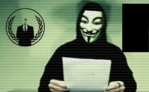 Πόλεμο στον Τραμπ κήρυξαν οι Anonymous